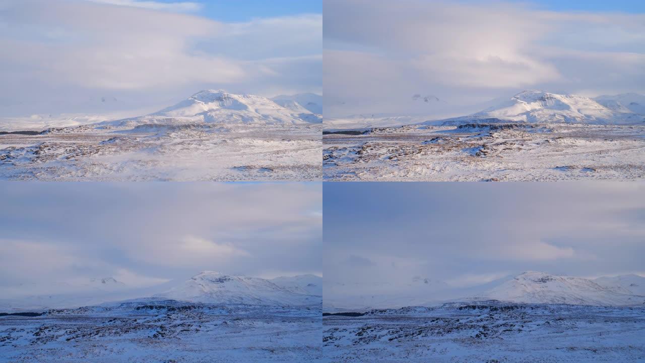 冰岛的雪山，乌云密布的延时拍摄
