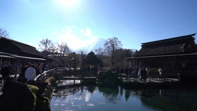 Oshino Hakkai是一个风景秀丽的小村庄，有8个池塘00