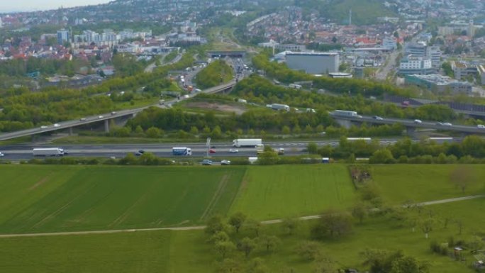 高速公路的鸟瞰图，高速公路三角形Leonberg