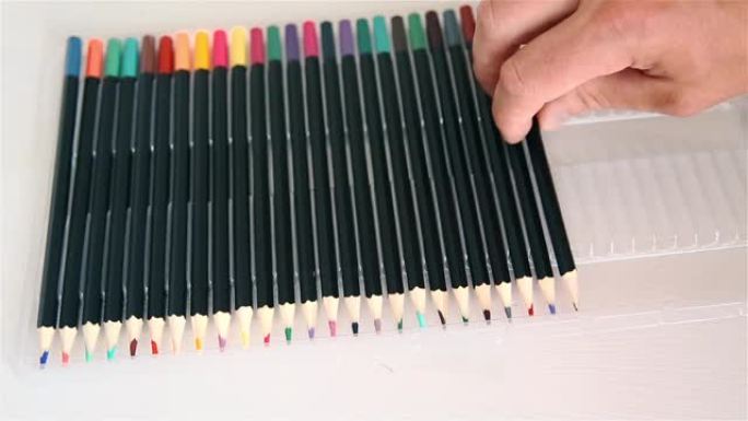 锋利的彩色铅笔排序人1920x1080