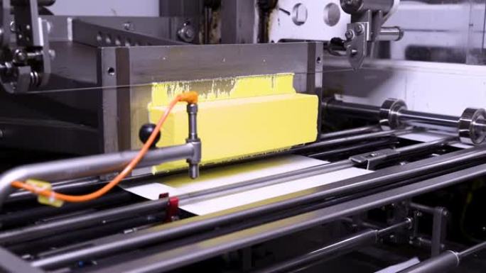 黄油生产厂，自动化生产线包装。