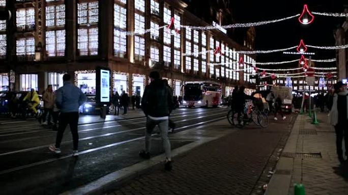阿姆斯特丹的夜生活和城市交通。
