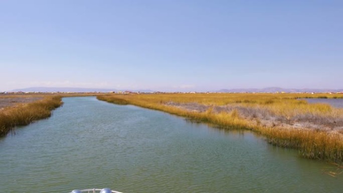 秘鲁喀喀湖浮岛全景