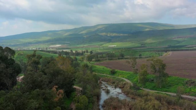 春季以色列北部景观的鸟瞰图