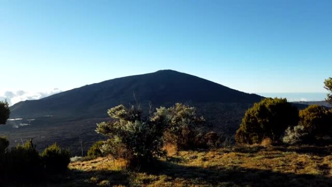 留尼汪岛皮翁德拉富尔奈斯火山的美景