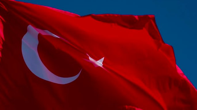 太阳点燃的土耳其国旗