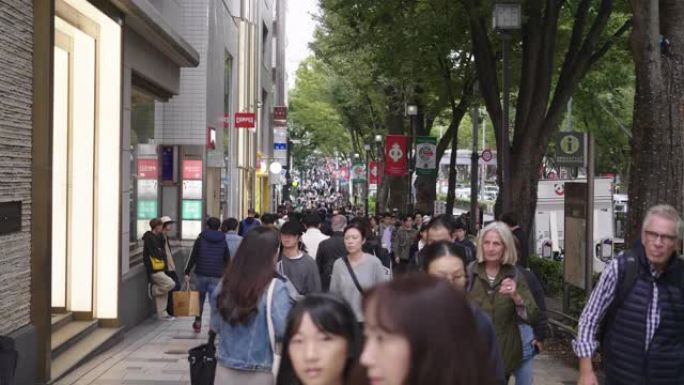 日本人过马路外国街头人文生活实拍素材