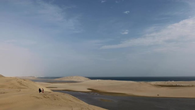 海边的卡塔尔沙漠沙滩