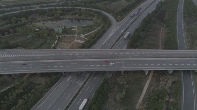 高速公路，DJI 4 D-log模式