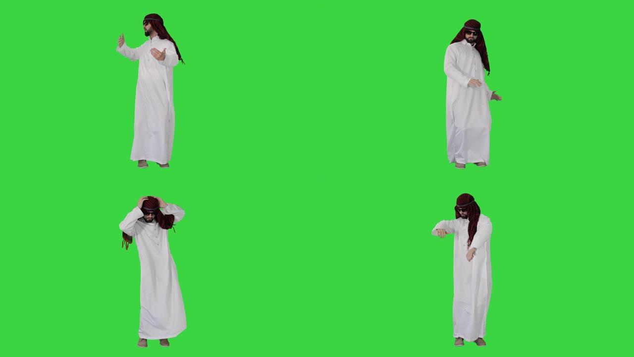谢赫·曼 (Sheikh man) 像在绿色屏幕上的某个夜总会中跳舞，色键