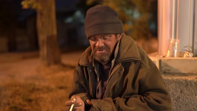 无家可归的问题。无家可归的病人在晚上讲述他的人生故事。