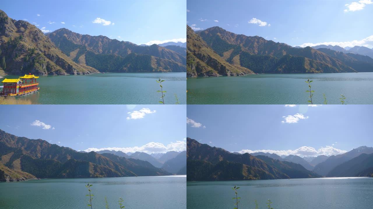 中国新疆天山天堂湖自然景观。