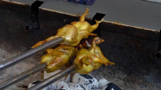 烤乳鸟、烧鸟。油炸食品不健康饮食烧烤鸡