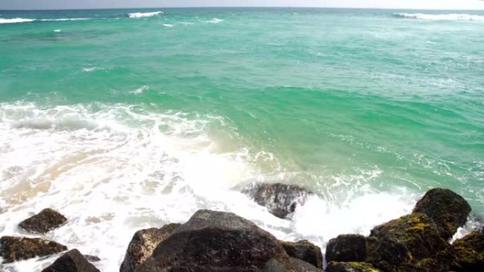 海洋冲浪和石头风景风光白色浪花潮汐海浪海