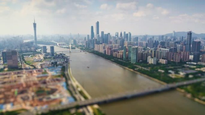 夏季广州城市景观珍珠河畔空中市区倾斜移动全景4k延时中国