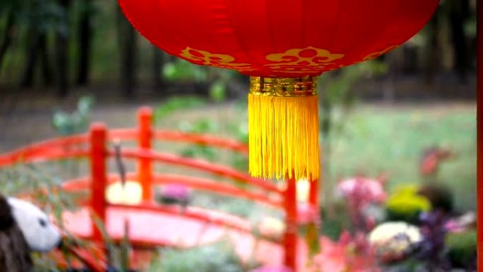 传统红色中国纸制灯笼