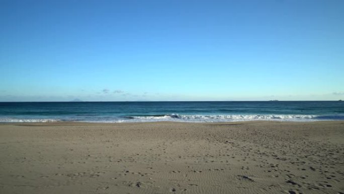 海滩上的波浪海面蓝色海洋大西洋