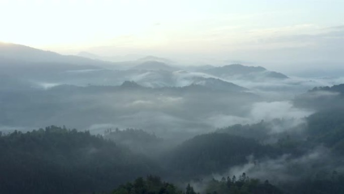 山地雨林天线山川山峦山区山地云雾大雾