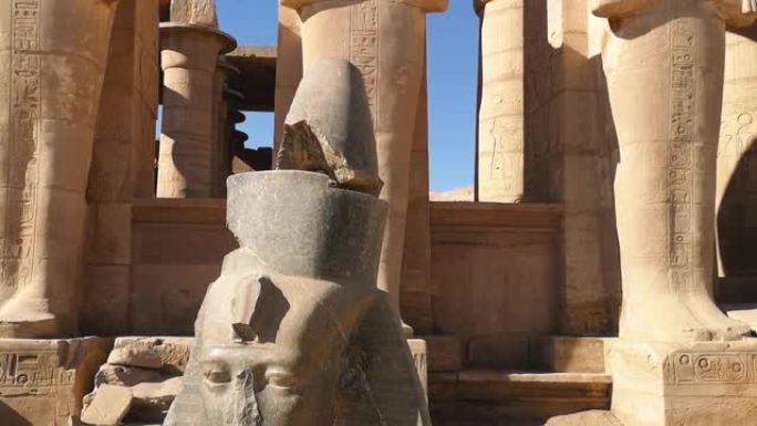 Ramesseum-公元前十三世纪法老拉美西斯二世的纪念神庙，卢克索上埃及的Theban墓地的一部分