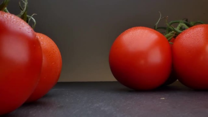 大红西红柿排成一排