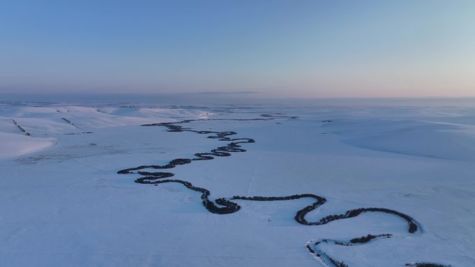 航拍内蒙古冬季雪原特泥河暮色