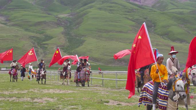 赛场 骑马 民族大团结 马 驰骋骏马驰骋