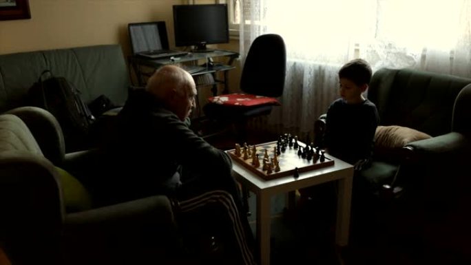 和爷爷下棋和爷爷下棋