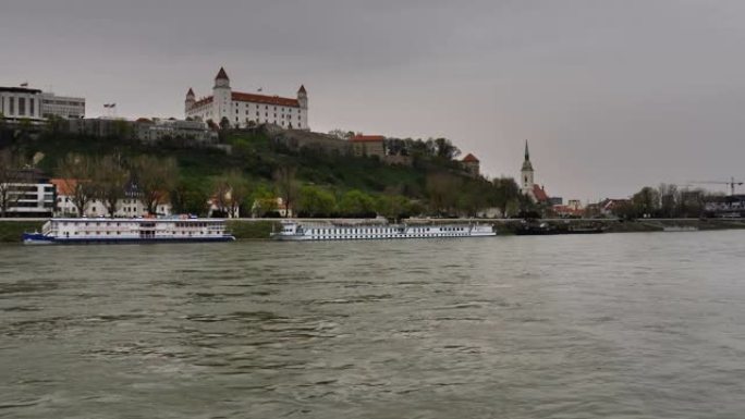 伯拉第斯拉瓦(捷克斯洛伐克,多瑙河