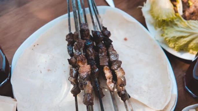 皮塔饼肉烤肉串烤串肉串肝