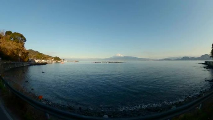 沿着海岸行驶 | 从汽车上看富士山