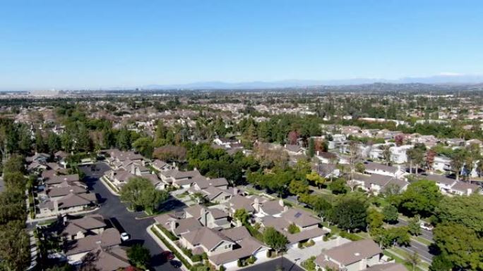 加州欧文居民区的鸟瞰图