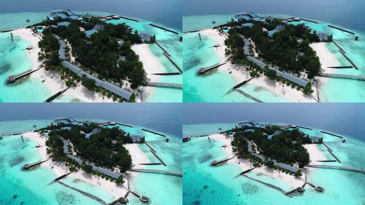 马尔代夫周围热带岛屿的无人机镜头