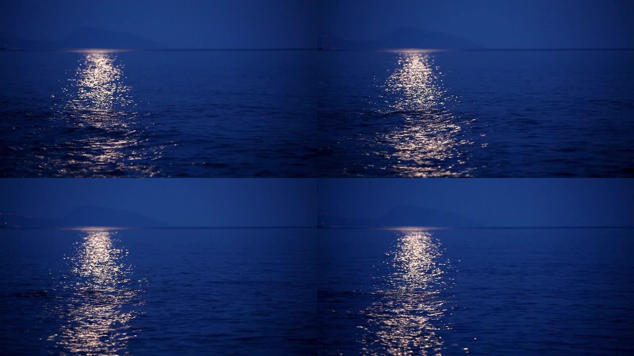 海面上的月球轨道实拍