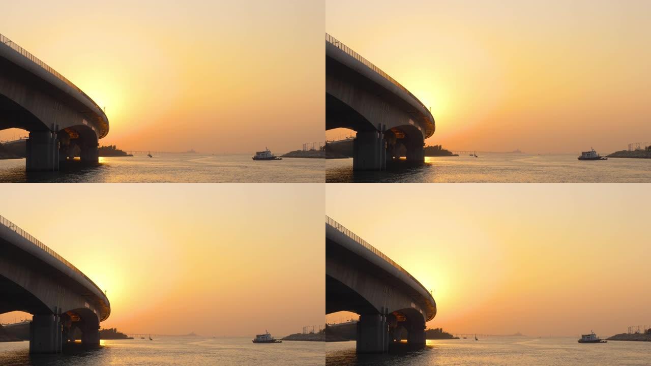 日落时的港澳大桥日落时的港澳大桥