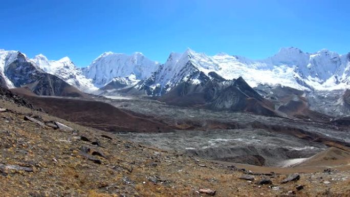 Ama Dablam和尼泊尔喜马拉雅山脉的其他山峰