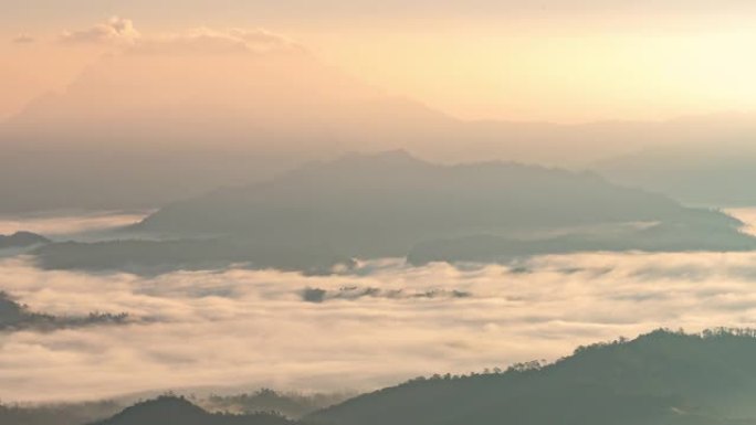 泰国北部清迈的日出山