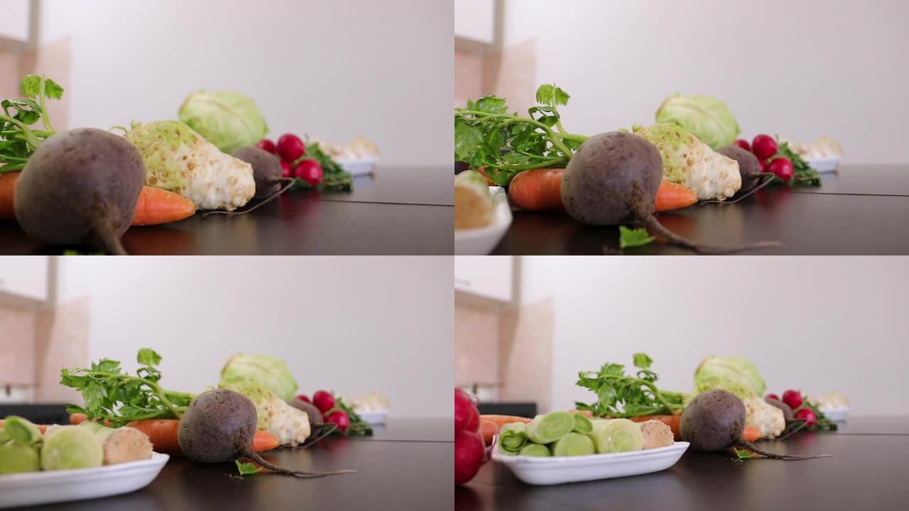 餐桌上的新鲜蔬菜餐桌上的新鲜蔬菜