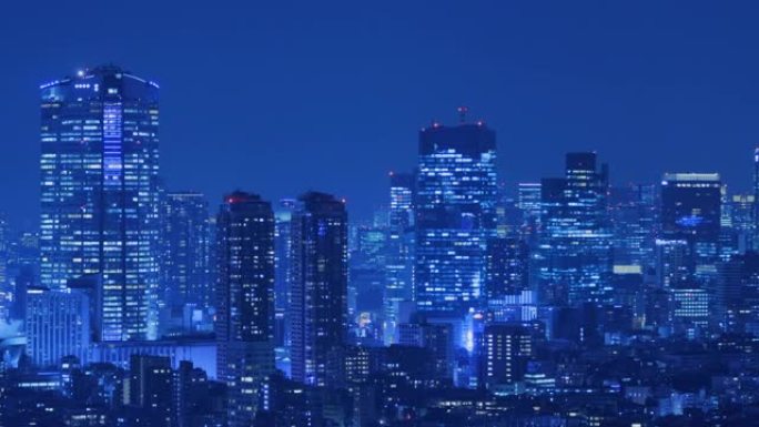 充满光明的东京夜景