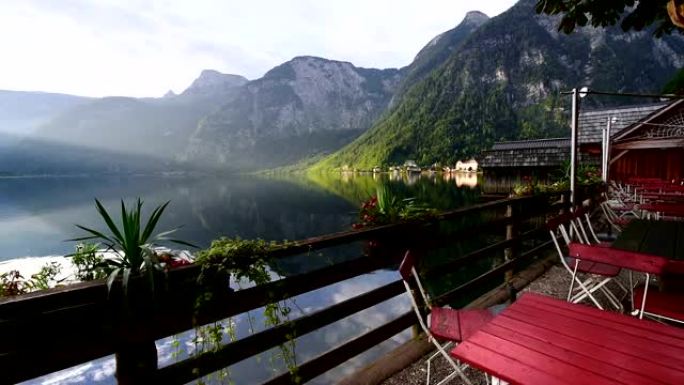 奥地利阿尔卑斯山湖附近的哈尔施塔特村，联合国教科文组织世界遗产