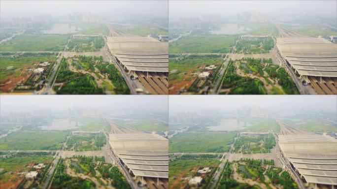 晴天武汉市著名火车站铁路公园空中全景4k倾斜换挡中国