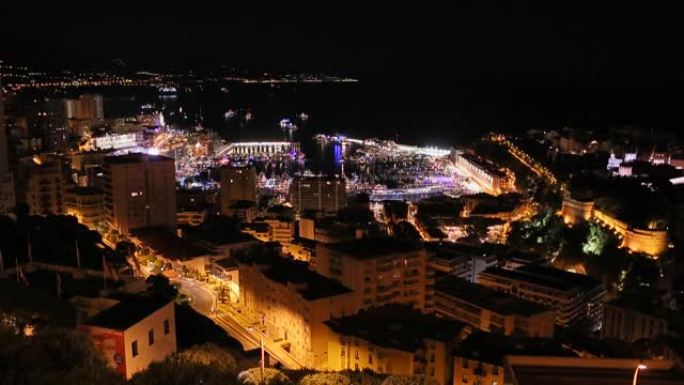 摩纳哥，蒙特卡洛，2013年5月24日: 摩纳哥大船上的夜间聚会，大力神港，彩色照明，王子宫