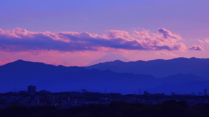 横滨近郊的黄昏景色