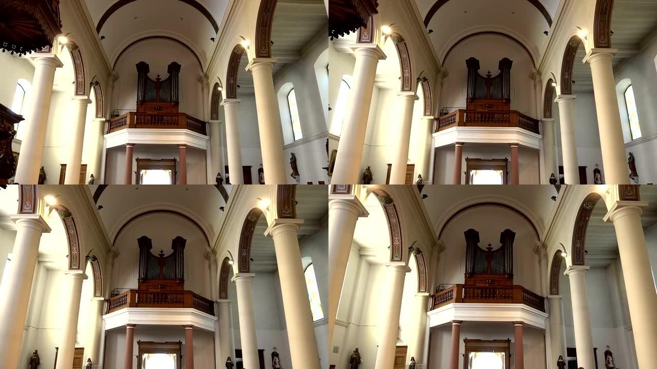 教堂的内部视图