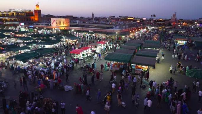 马拉喀什jemaa el-fnaa市场的夜间时段