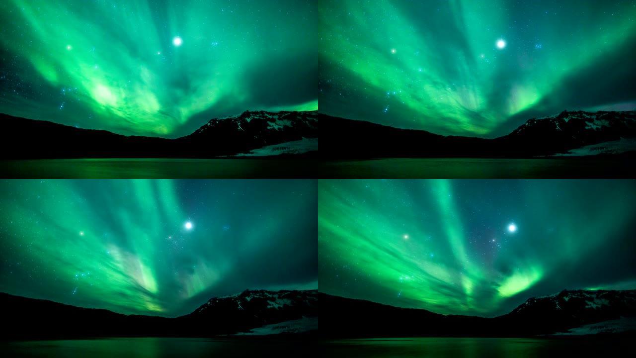 Aurora Borealis over a冰川泻湖