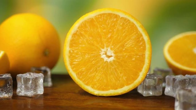 冰块背景橙色水果