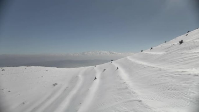 黎巴嫩-鸟瞰图-雪下的山地游侠