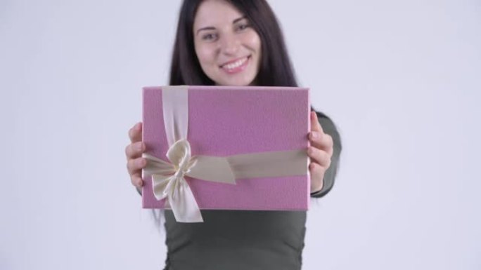 带着礼品盒的快乐年轻美女的脸