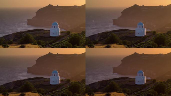 日落时间圣托里尼岛湾教堂山顶全景4k延时希腊