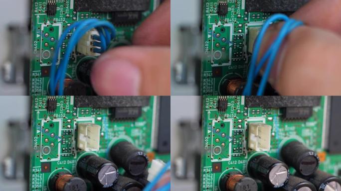 拔下电路板上的电缆